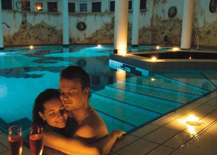 Töltődj fel a zalakarosi napsugarakkal! 3 nap 2 éj 2 fő +1 gyermek részére teljes ellátással + wellness-szel