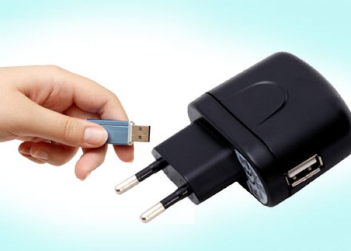 USB adapter, hogy bárhol és bármikor feltölthess bármit 