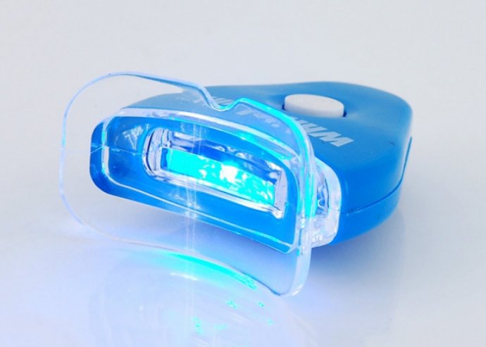 WHITE LIGHT fogfehérítő szett