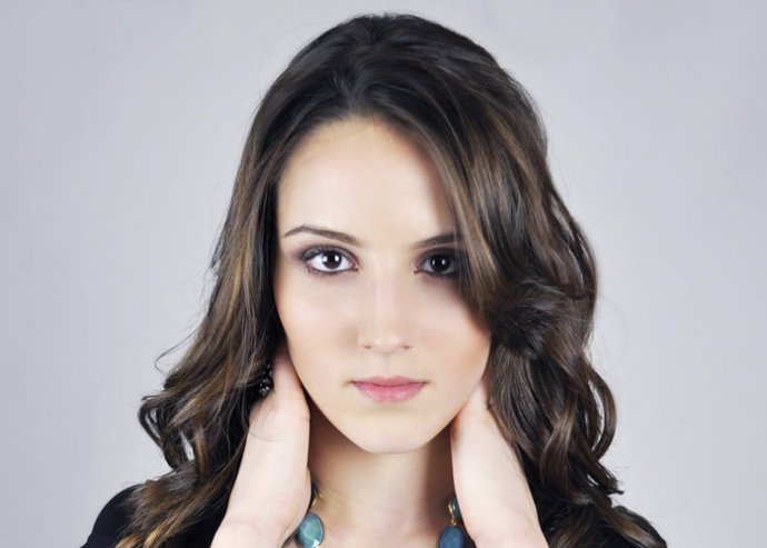 Nappali smink készítése a Beauty Deluxe Cosmetics Rózsadomb szalonban