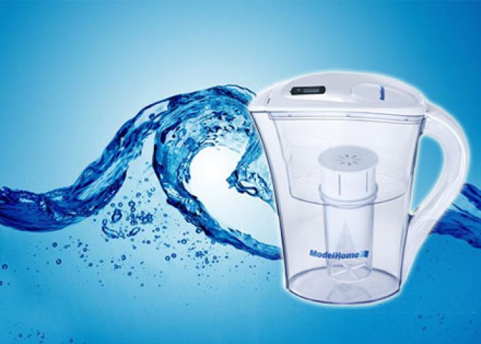 Aqua Essence víztisztító készülék, 2 literes tartállyal