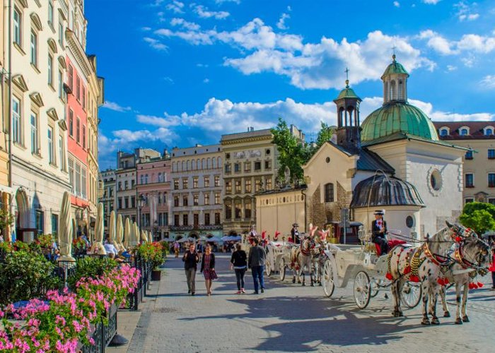 3 napos tavaszköszöntő Lengyelországban, Krakkóban, Zakopanéban és a Wieliczka sóbányában, reggelivel, 3*-os szállással és buszos utazással