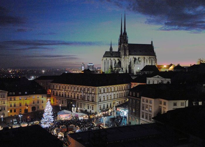 4 napos adventi körutazás Csehországban, busszal, 4*-os szállással, reggelivel, idegenvezetéssel – vár Prága, Karlovy Vary és Cesky Krumlov
