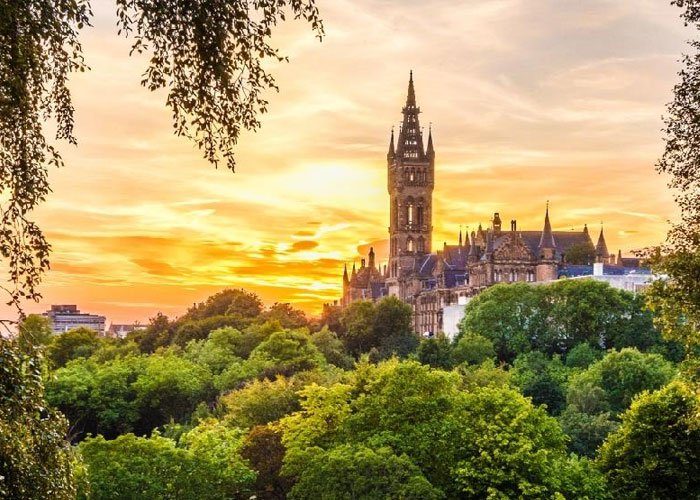 7 napos körutazás Skóciában és a Hebridák szigetein, repülőjeggyel, illetékkel, helyi buszos utazással, félpanzióval – vár Edinburgh, a Hebridák, Falkirk és Loch Ness
