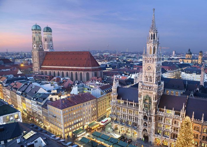 3 napos adventi kaland Münchenben és Altöttingben, buszos utazással, reggelivel, 4*-os szállással, idegenvezetéssel