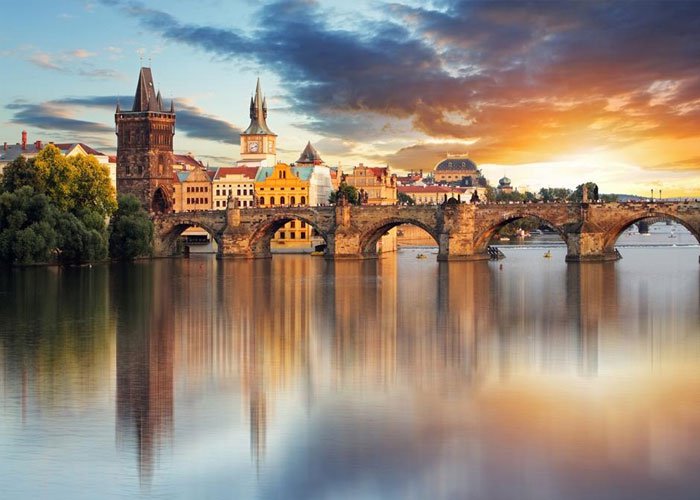 4 napos buszos körutazás Csehországban Prága, Karlovy Vary és Cesky Krumlov érintésével, reggelivel, 3*-os szállással
