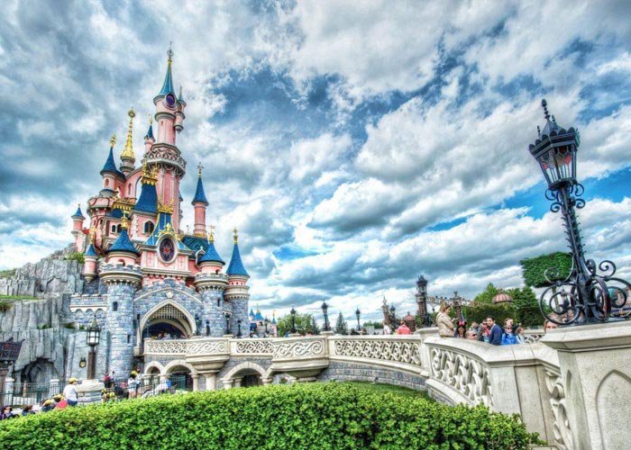 4 napos városnézés Párizsban Disneyland-látogatással, repülőjeggyel, illetékkel, reggelivel
