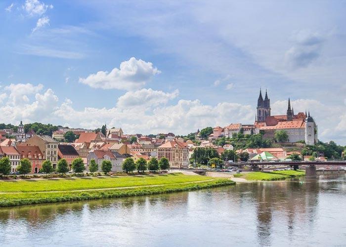 4 napos csillagtúra Szászországban, busszal, reggelivel, 3*-os szállással, programokkal, idegenvezetéssel, az őszi szünetben is – vár Drezda, Meissen és Szász-Svájc
