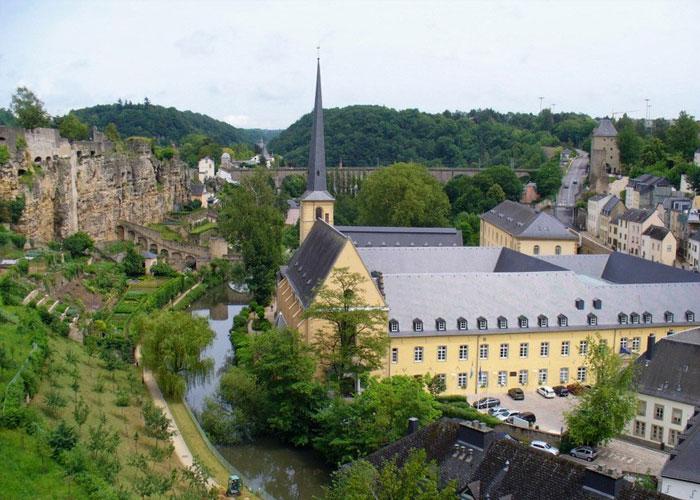 9 napos Benelux körutazás 1 főre szélmalmok, virágok és csodás városok között, buszos utazással, reggelivel, programokkal, idegenvezetéssel
