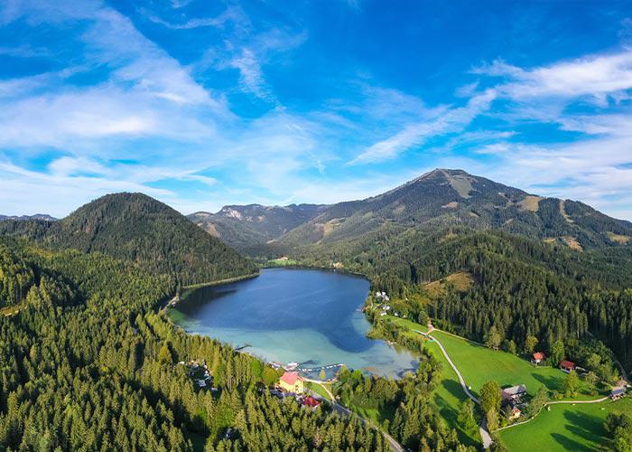 5 napos kirándulás Ausztria zöld szívében, busszal, félpanzióval, 3*-os szállással, idegenvezetéssel
