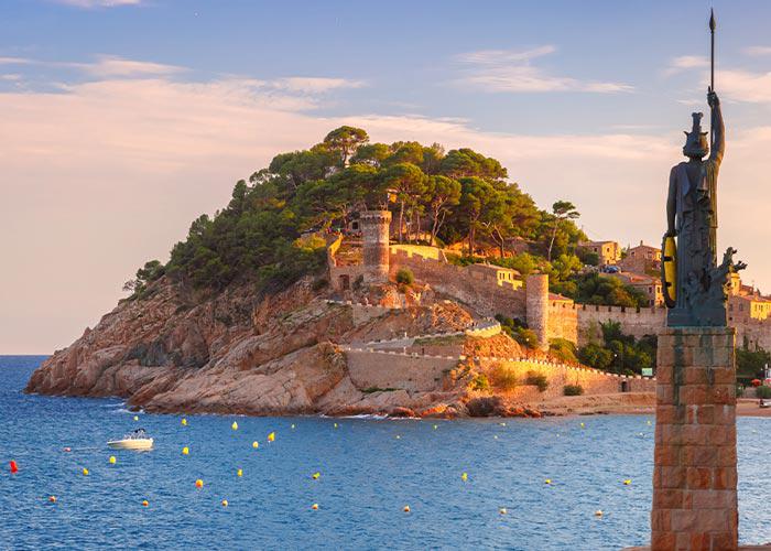 7 napos körutazás Spanyolországban, repülőjeggyel, illetékkel, félpanzióval, 4*-os szállásokkal, idegenvezetéssel
