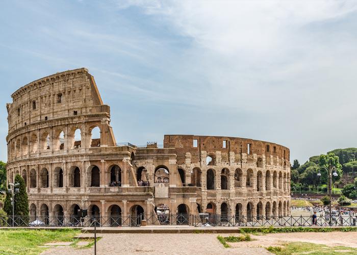 8 napos nagykörút Olaszországban, buszos utazással, 3*-os szállásokkal, félpanzióval – vár Róma, Nápoly, Firenze, Capri szigete és Orvieto
