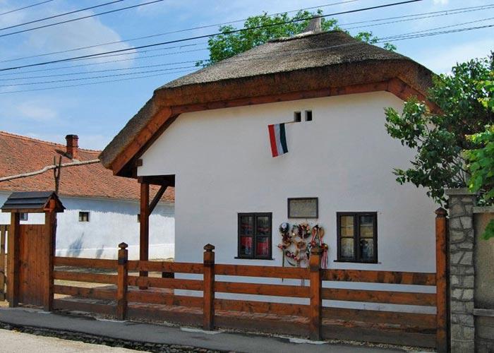 6 napos körutazás Észak-Erdélyben, reggelivel, buszos utazással, idegenvezetéssel – Máramaros, a moldvai csángók és Bukovina
