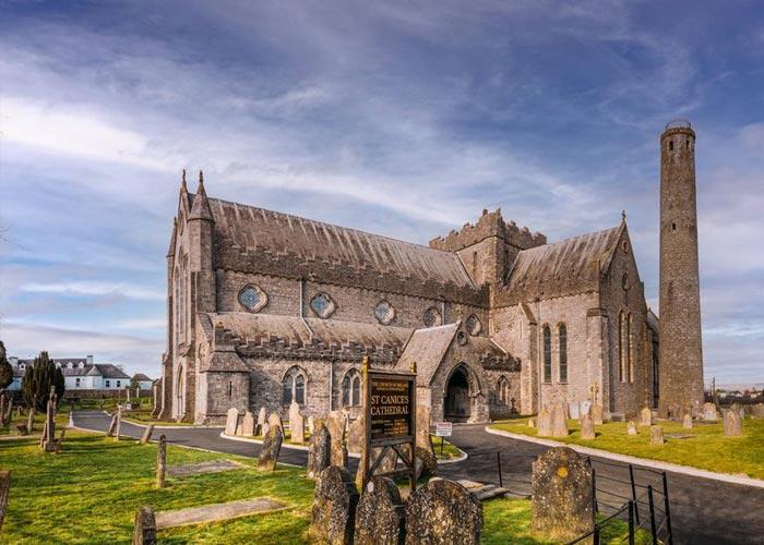 8 napos körutazás&nbsp;Írországban, repülőjeggyel, illetékkel, helyi buszos közlekedéssel, félpanzióval, idegenvezetéssel – Dublin, Galway, Kilkenny, Cork, whiskey múzeum
