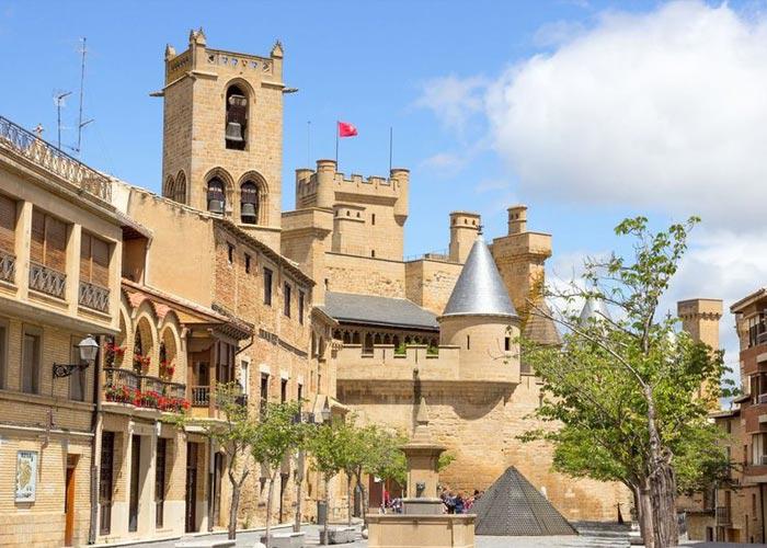 8 napos körutazás Baszkföldön, Spanyolországban, repülőjeggyel, illetékkel, félpanzióval, programokkal, idegenvezetéssel – Navarra, Bilbao, Pamplona
