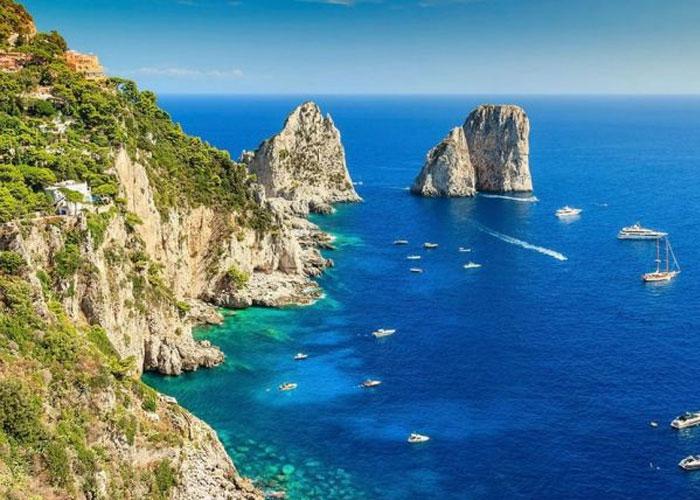 5 napos körutazás - Nápoly, Capri, Pompeji és az Amalfi-part - repülőjeggyel, illetékkel, reggelivel, 4*-os szállással, idegenvezetéssel
