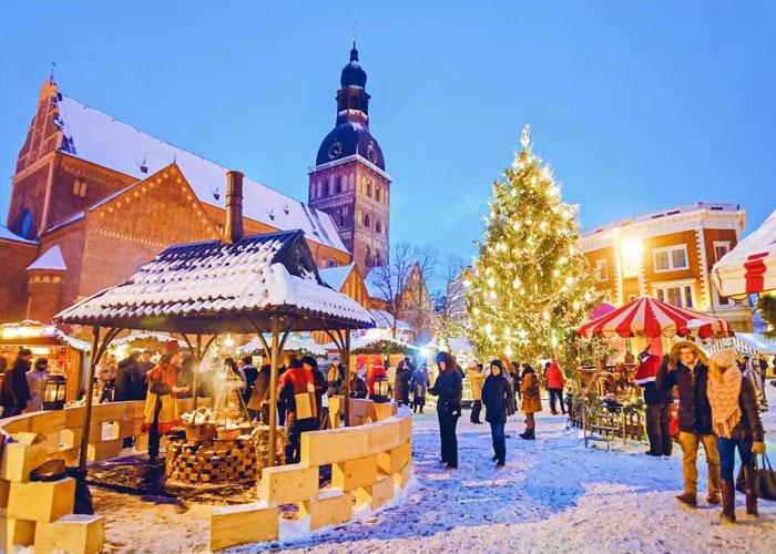 Adventi körutazás a Baltikumban, repülőjeggyel, illetékkel, reggelivel, 4*-os szállással, idegenvezetéssel
