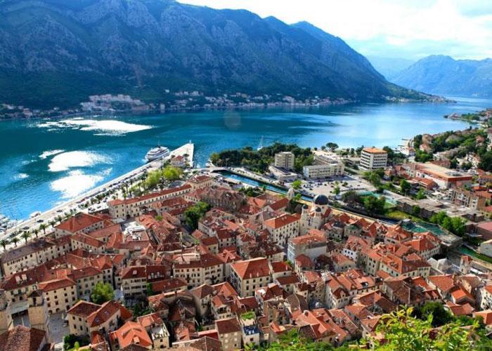 Montenegrói buszos kirándulás albániai kiruccanással, 5 éjszaka szállás félpanzióval a Hotel Villa Fontanában, helyi magyar idegenvezetéssel, fakultatív programokkal
