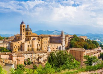 8 napos körutazás Dél-Olaszországban, buszos utazással, félpanzióval, programokkal, idegenvezetéssel – vár a Gargano-félsziget, Lecce, Bari és Urbino
