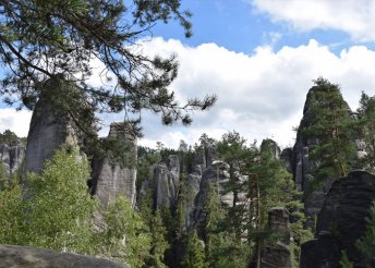 4 napos kirándulás Lengyelországban, Alsó-Sziléziában, buszos utazással, reggelivel, idegenvezetéssel, túrázásokkal
