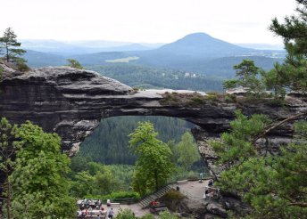 4 napos túrázás Csehországban, buszos utazással, reggelivel, 3*-os szállással, idegenvezetéssel
