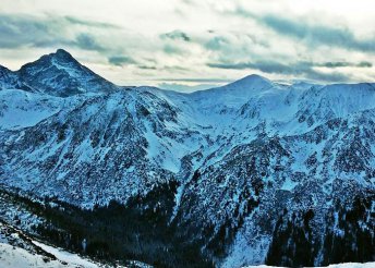 2 napos adventi kirándulás Zakopanéban, buszos utazással, reggelivel, idegenvezetéssel
