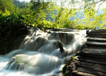 3 napos kirándulás a Plitvicei és a Krka Nemzeti Parknál, buszos utazással, félpanzióval, 3*-os szállással, idegenvezetéssel
