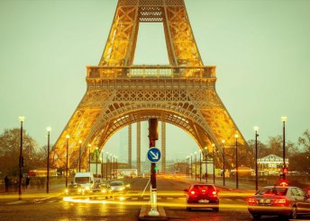 Buszos utazás Párizsba, Versailles-ba és Disneylandbe, busszal, önellátással/reggelivel, 6 éjszaka szállással, idegenvezetéssel

