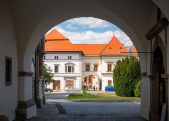 3 napos kirándulás Szlovákiában, a Felvidék történelmi városaiban, busszal, reggelivel, 3*-os szállással, Pünkösdkor is
