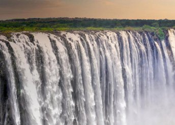Körutazás Afrikában Namíbia, Botswana érintésével, repülőjeggyel, illetékkel, reggelivel, idegenvezetéssel
