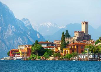 4 napos körutazás a Garda-tónál, busszal, reggelivel, 4*-os szállással, idegenvezetéssel
