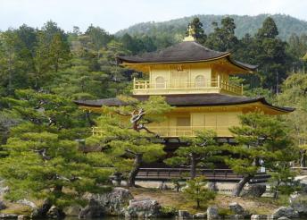 7 éjszaka Japánban, repülőjeggyel, illetékkel, helyi busszal, utazással a szuperexpresszen, reggelivel, idegenvezetéssel – vár Tokió, Kyoto és a Fuji
