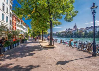 5 napos körutazás Svájcban, vonatozással, repülőjeggyel, illetékkel, reggelivel, 3*-os szállással, idegenvezetéssel
