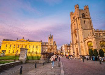 6 napos körutazás Dél-Angliában, repülőjeggyel, illetékkel, 3*-os szállással, reggelivel – vár Cambridge, Glastonbury, a Jurassic Coast, Brighton és Bath
