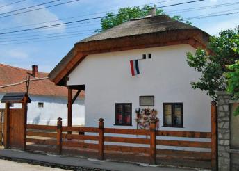 6 napos körutazás Észak-Erdélyben, reggelivel, buszos utazással, idegenvezetéssel – Máramaros, a moldvai csángók és Bukovina
