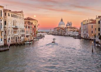 3 nap Velencében, Padovában és Trevisóban, buszos utazással, 3*-os szállással, reggelivel, muranói és buranói kirándulással
