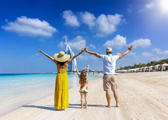 Kirándulás az Emírségekben és Ománban, repülőjeggyel, illetékkel, félpanzióval / all inclusive ellátással, 4*-os szállásokkal
