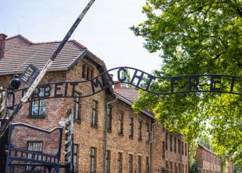 3 napos körutazás Lengyelországban Krakkó és Auschwitz érintésével, busszal, félpanzióval
