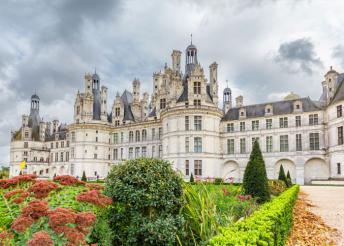 8 napos kirándulás Párizsba és a Loire-menti kastélyokhoz, busszal, reggelivel
