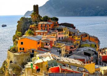 4 napos körutazás Cinque Terre és Elba-sziget érintésével, busszal, reggelivel, 4*-os szállással, idegenvezetéssel
