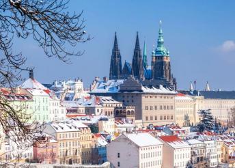 4 napos adventi körutazás Csehországban, busszal, 4*-os szállással, reggelivel, idegenvezetéssel – vár Prága, Karlovy Vary és Cesky Krumlov

