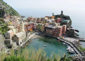 Szilveszter a mesés Toszkánában és kirándulás Cinque Terre színes városkáiban, 7 nap félpanzióval, 4*-os szállással, buszos utazással

