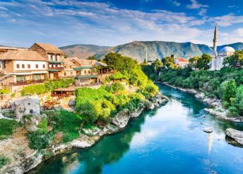 3 napos körutazás&nbsp;Bosznia-Hercegovinában, buszos utazással, reggelivel, 3*-os szállással – vár Split, Medjugorje, Szarajevó, a Kravica-vízesés és Mostar
