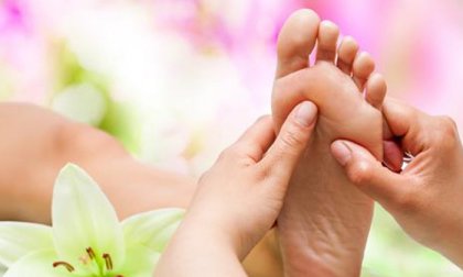 Talpreflexológiai és fülakupunktúrás kezelés