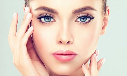 Sejtöregedés-gátló kezelés és mikrokeringés-javítás teljes arcon a Luxury Body Care & Nails-től