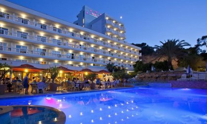 8 nap Mallorcán, repülőjeggyel, félpanzióval vagy all inclusive ellátással, a Bahia Del Sol**** hotelben
