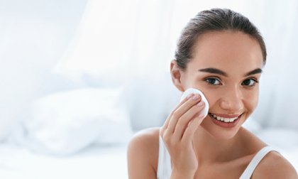 Arctisztítás gőzöléssel és hyarulox lézeres arcfeltöltés a Beauty Deluxe Cosmetics Rózsadomb szalonban