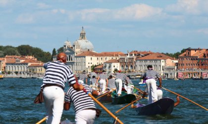 3 napos kirándulás a Velencei Regattára jesolói strandolással, reggelivel, buszos utazással
