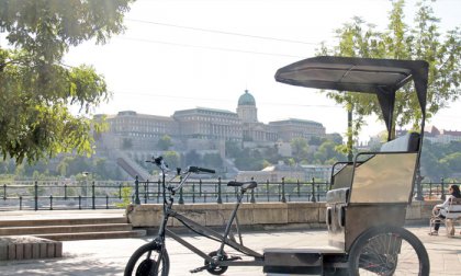 1 vagy 1,5 órás riksa túra Budapest központjában 2 személy részére – tökéletes randi és városnézés egyben