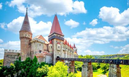 7 napos kirándulás a Duna-deltánál és a Fogarasi-havasoknál, busszal, félpanzióval, 3*-os szállással